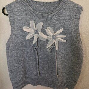 Grey sleeveless tank